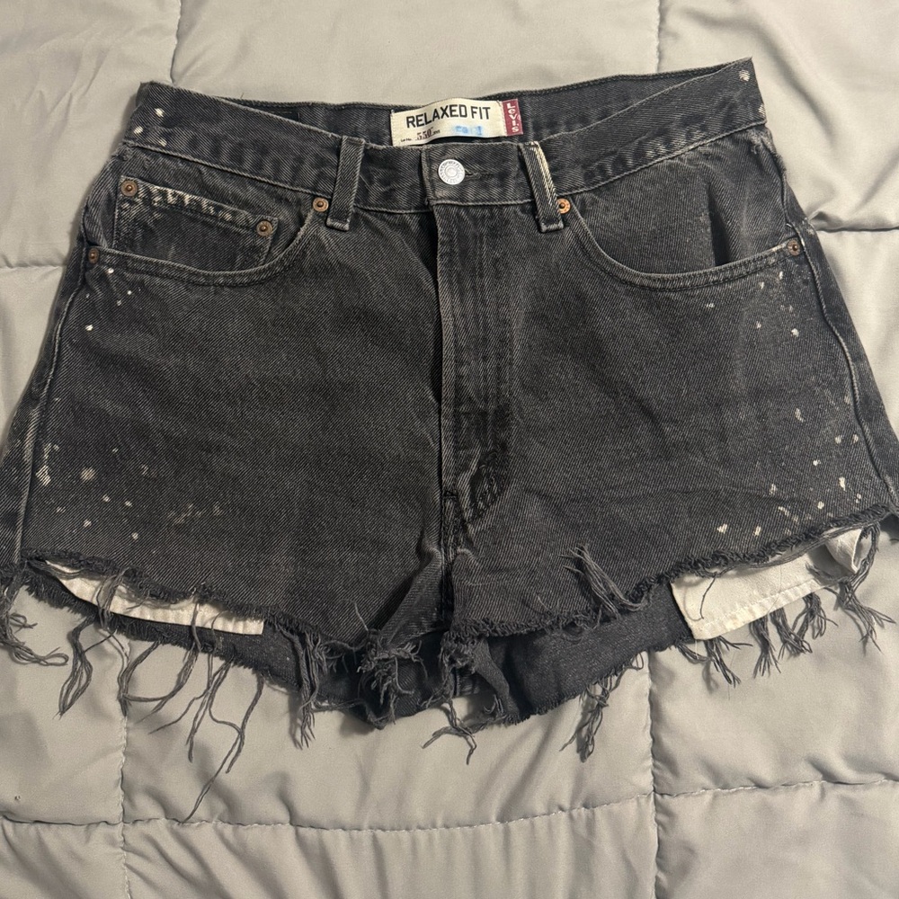Custom Levi’s 550 bleach splatter denim shorts